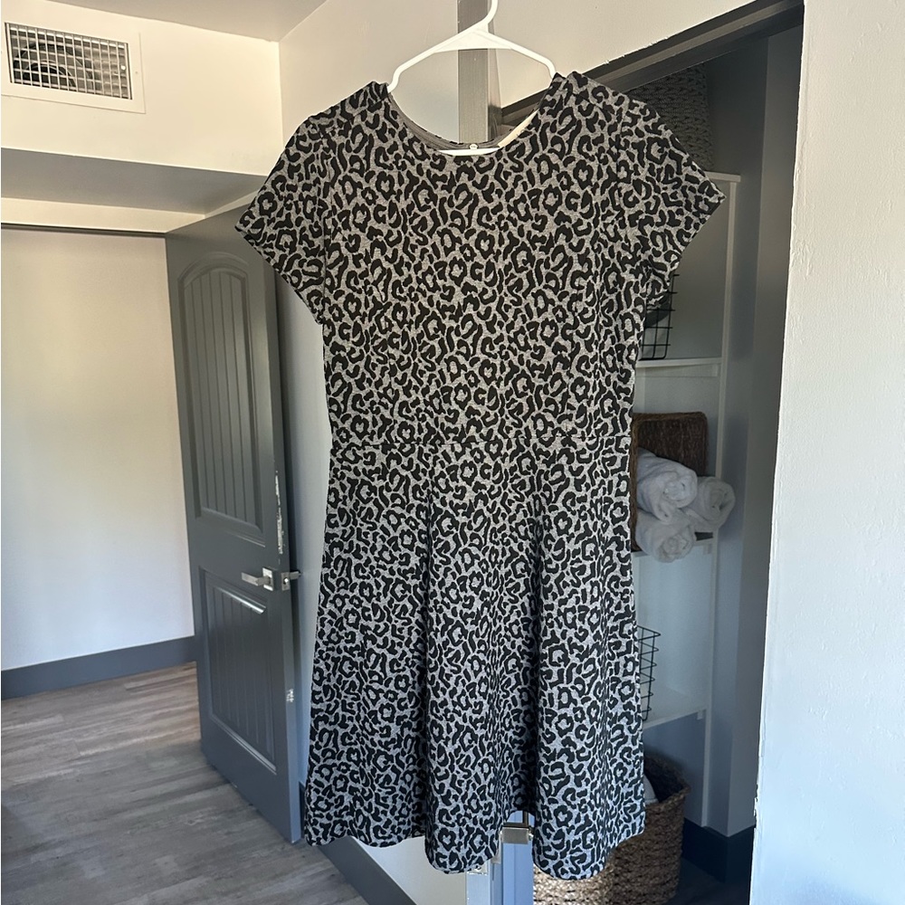 Ann taylor loft fit and flare black leopard dress